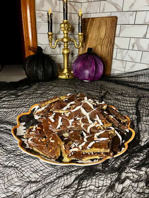 Halloween Cracker Toffee
