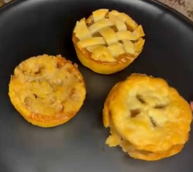 Mini Apple Pies