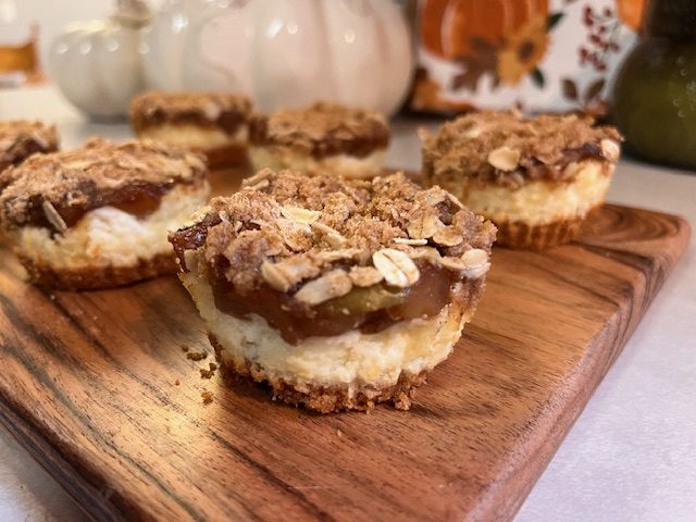 Mini Apple Pie Cheesecake